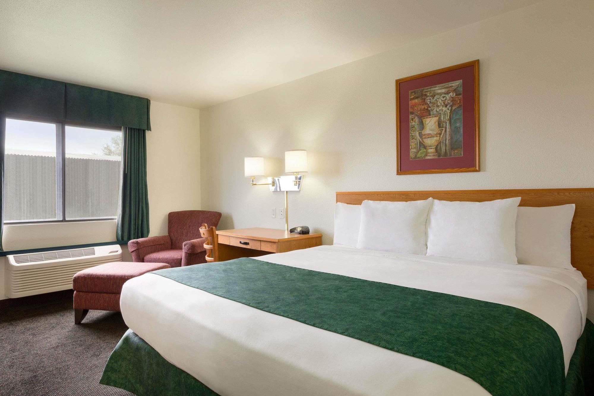 Travelodge By Wyndham Alpine Buitenkant foto