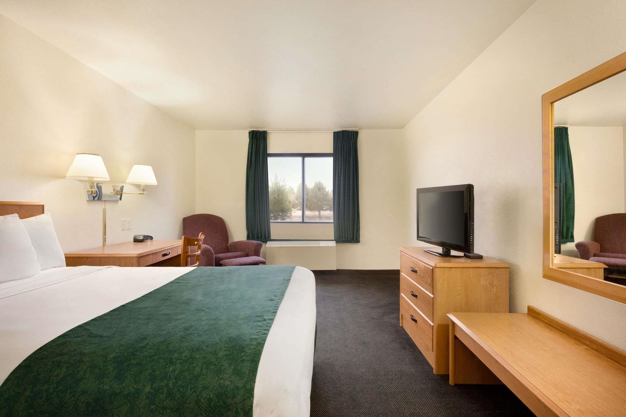 Travelodge By Wyndham Alpine Buitenkant foto