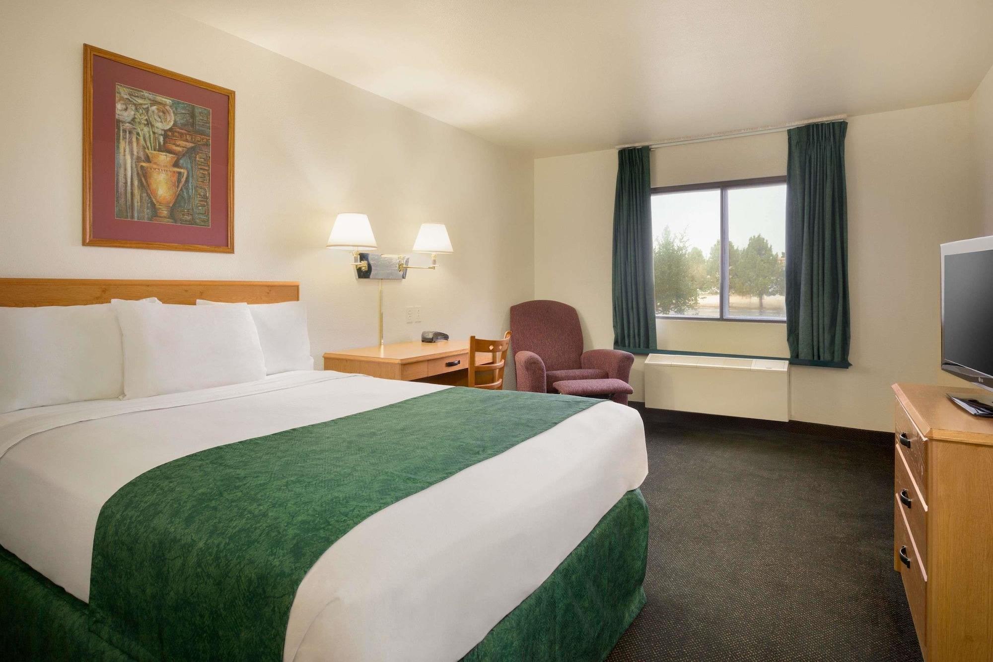 Travelodge By Wyndham Alpine Buitenkant foto