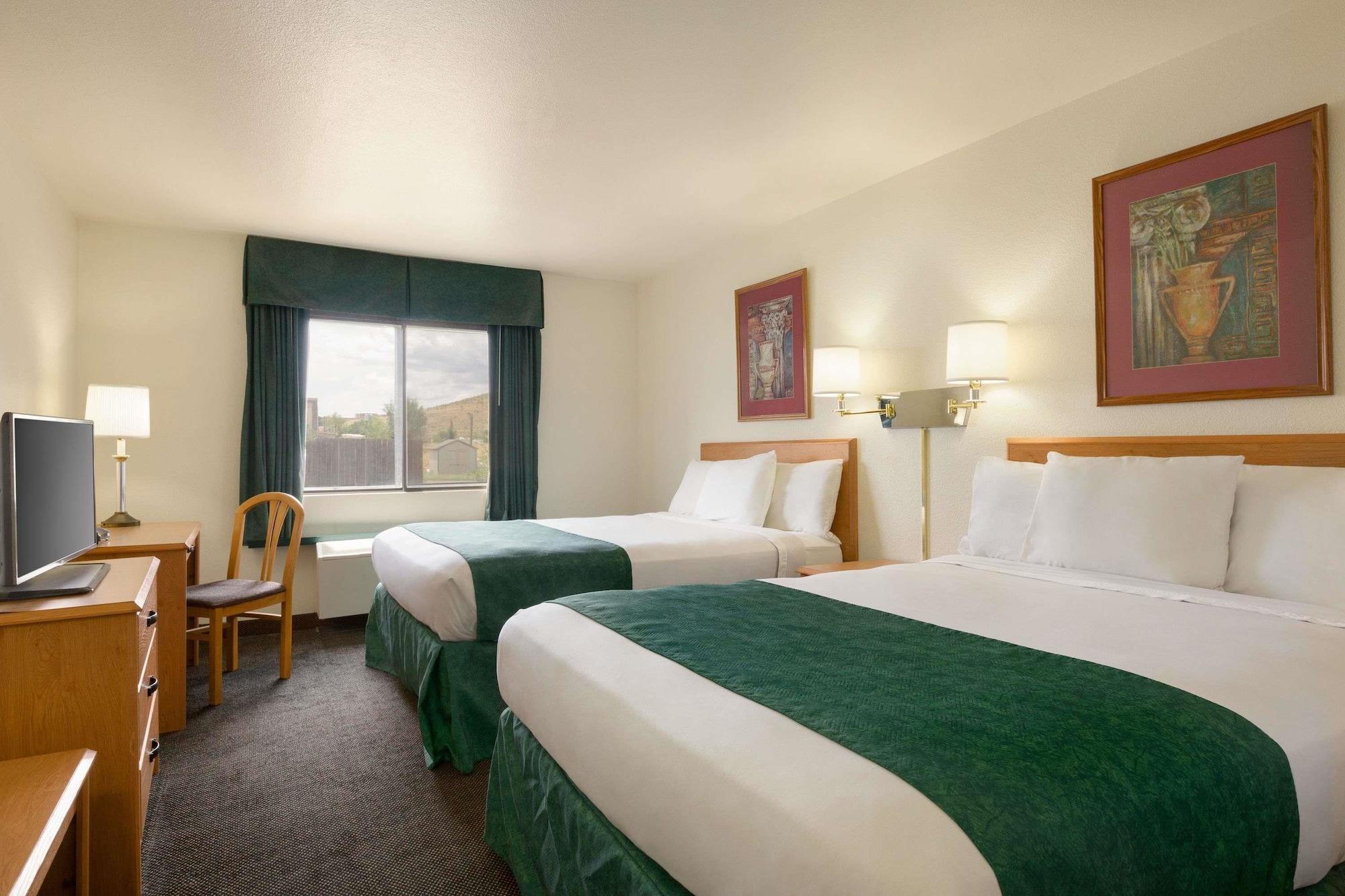 Travelodge By Wyndham Alpine Buitenkant foto