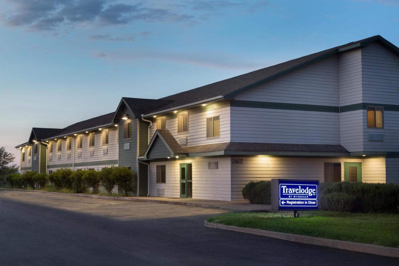 Travelodge By Wyndham Alpine Buitenkant foto