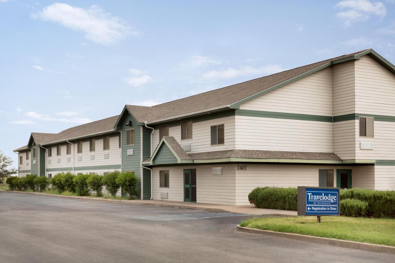 Travelodge By Wyndham Alpine Buitenkant foto