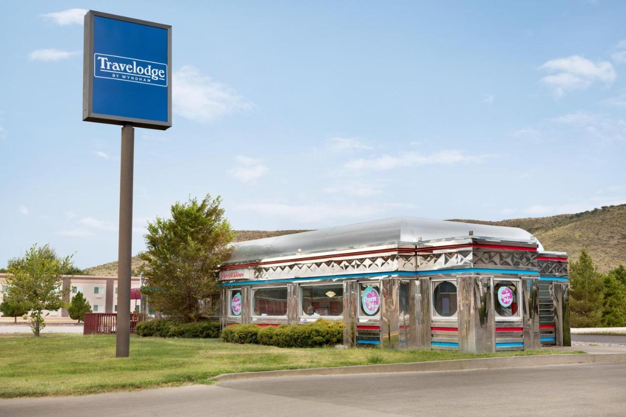 Travelodge By Wyndham Alpine Buitenkant foto