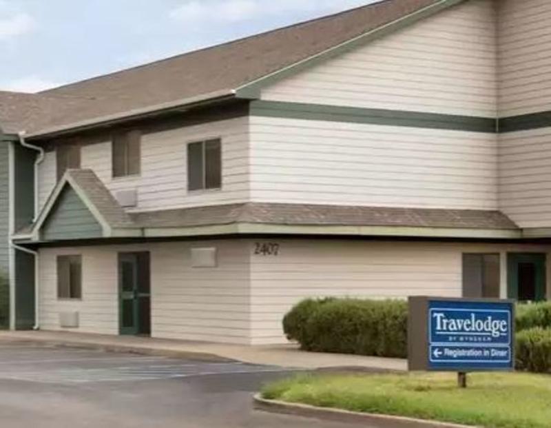 Travelodge By Wyndham Alpine Buitenkant foto